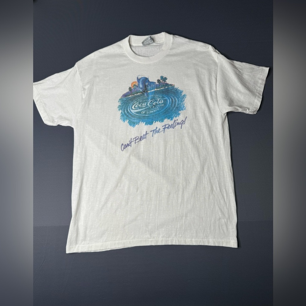 Vintage Coca Cola Summer "Can't beat the feeling!" dolphin beach tshirt men's XL